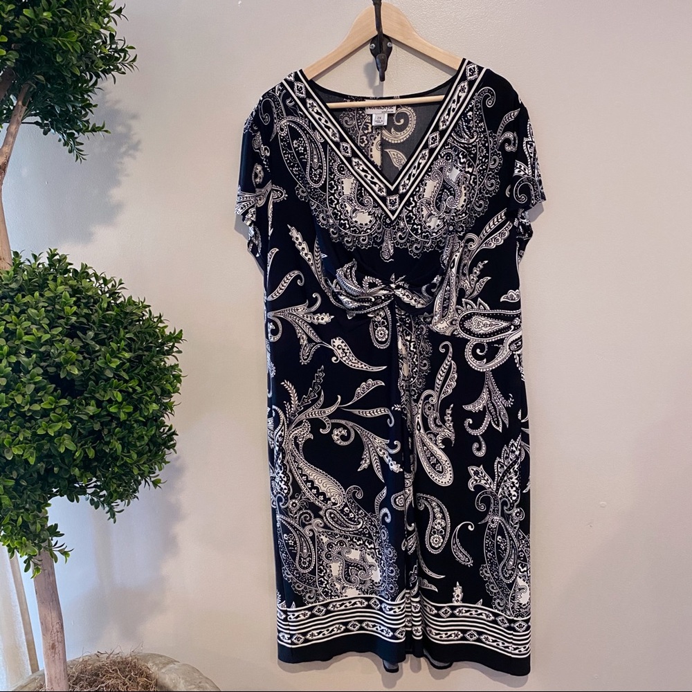 paisley v neck a-line dress